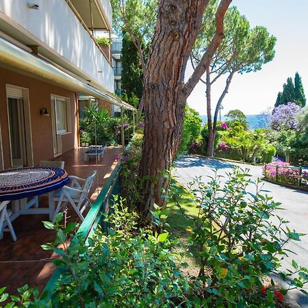 Elegante Appartamento Di 200 Mq Con Vista A Sanremo Exterior photo